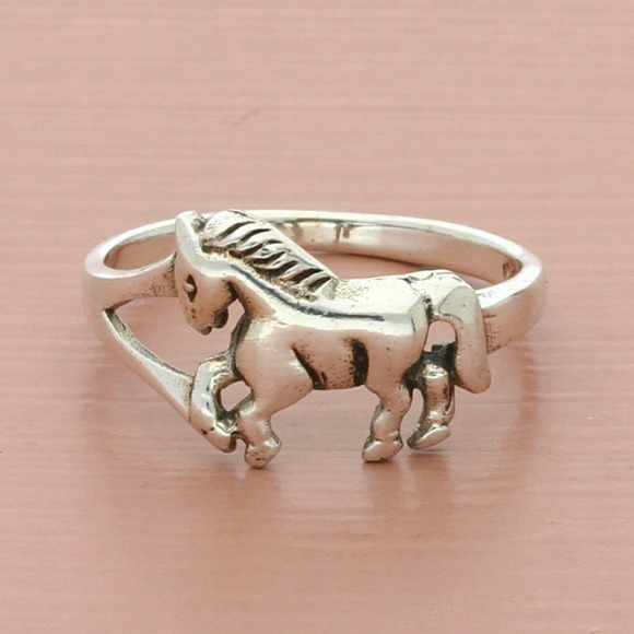 sterling silver trotting horse ring size 7 - Picture 1 of 4